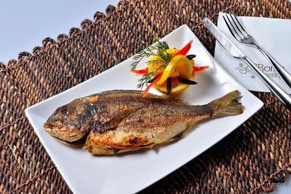 Dorada la Grătar cu Legume