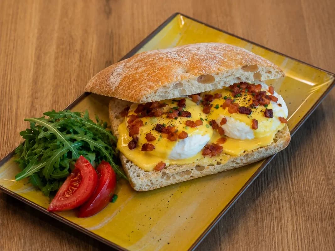 Oua Benedict / Benedict Eggs