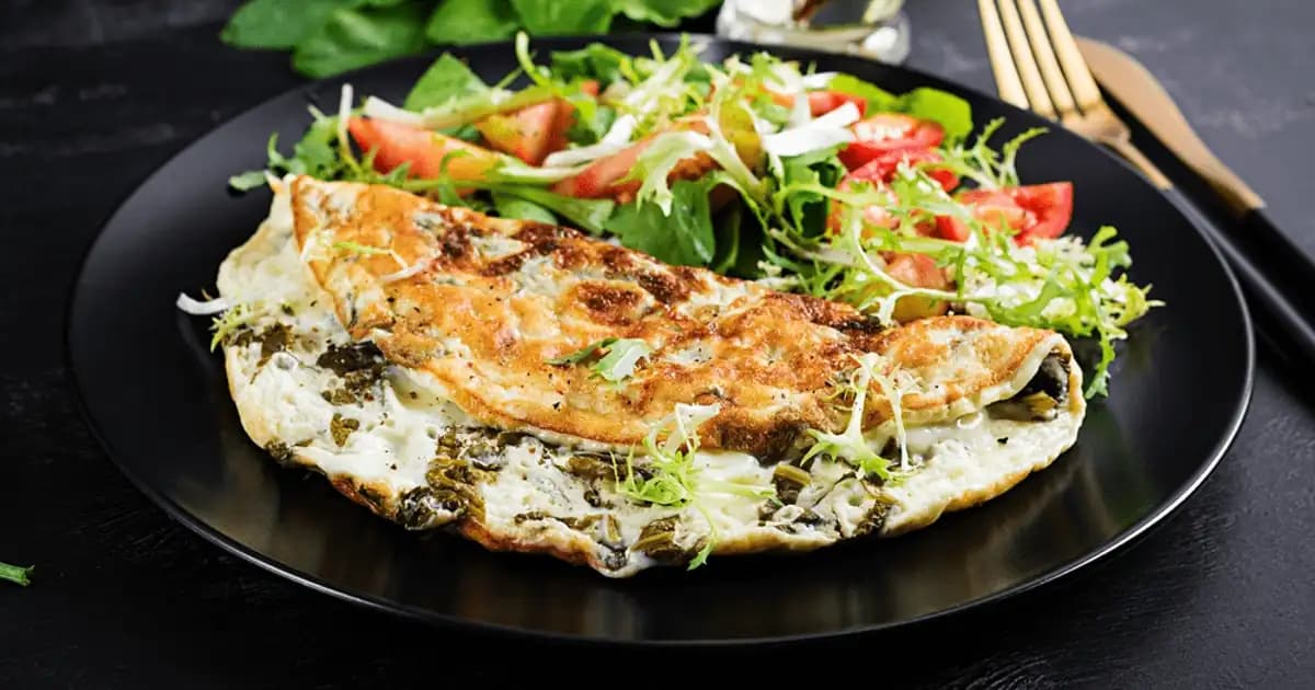 Omletă cu Albușuri, Ardei și Ciuperci - Rețetă